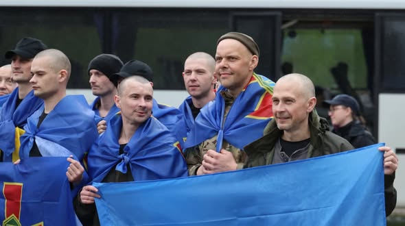 Ще 205 громадян України звільнено з полону!